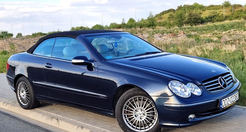 Mercedes-Benz CLK cena 33400 przebieg: 144000, rok produkcji 2005 z Bielawa małe 277